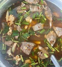 ไก่ย่างต้มแซ่บพี่ปกน้องปลื้ม