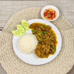 ข้าวผัดพริกแกงใต้