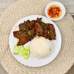 ข้าวกะเพราเนื้อเปื่อย