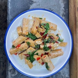 XY House ถนนประดิษฐ์สโมสร