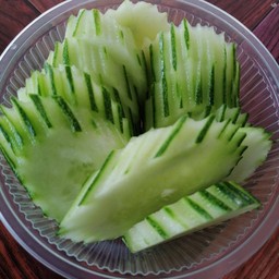 แตงกวา
