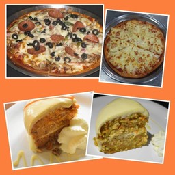[เซตสุดฮิต] Buy Big Bourbon St. Pizza Get 1 Small Havaian Pizza + Buy carrot cake get free pumpkin carrots cake.