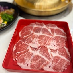 Teenoi BBQ Jas Green Village