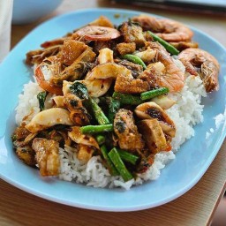ครัวฮิปปี้ อาหารตามสั่ง