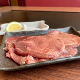 Grill Beef Tongue ลิ้นวัวย่างเกลือ