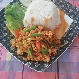 ข้าวเครื่องเเกงไก