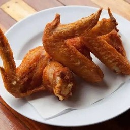 ปีกไก่ทอดน้ำปลา