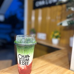 ชาเขียวนมสดสตรอว์เบอร์รี่