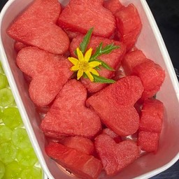 OhFruit ผลไม้ปอกพร้อมทาน 🍊🍓🥕