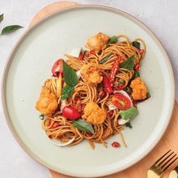 สปาเก็ตตี้ขี้เมาไก่กรอบ