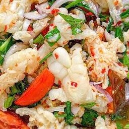 ยำเล็บมือนาง