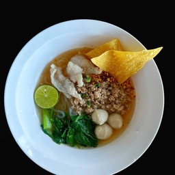 ก๋วยเตี๋ยวเส้นบุกหมูรวม