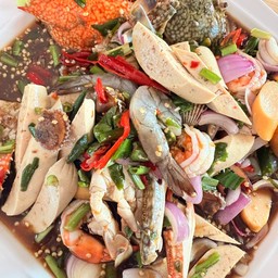 ยำรวมไฮโซ