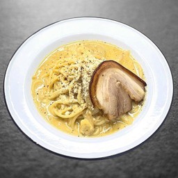 TONKOTSU CARBONARA SPAGHETTI/สปาเก็ตตี้ ทงคตสึคาโบนาร่า