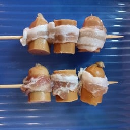 สามชั้นพันใส้กรอกหนังกรอบ