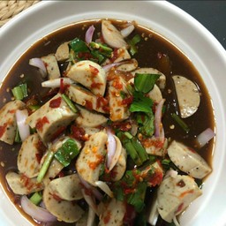 ยำหมูยอปลาร้านัว