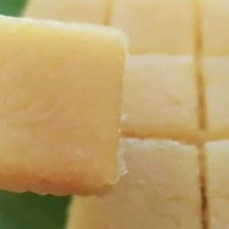 ถั่วทองกะทิสด (Sweet Mung Bean Paste)