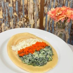 ผักโขม  ไข่กุ้งชีส