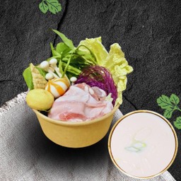 ชาบูพร้อมทาน-ซุปกระดูกหมูหอมๆ