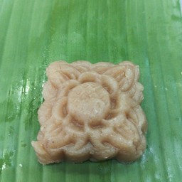 เผือกกวน(ชิ้นละ)