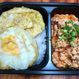 ผัดต้มยำน้ำข้น