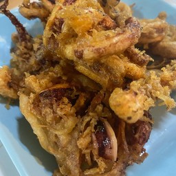 ปลาหมึกชุปแป้งทอด