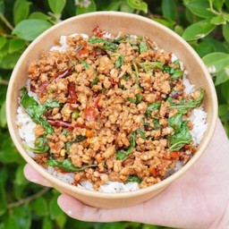 กะเพราหมูสับ