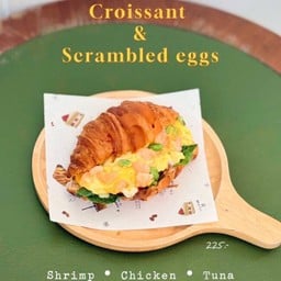 Croissant &Scramble