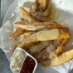 ชิป บัตตี้ กับ ชีส