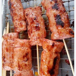 แหนมย่าง