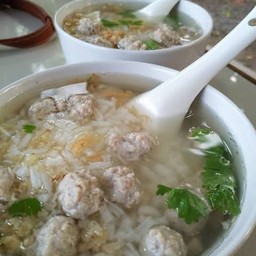 ข้าวต้มหมูสับ