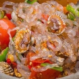 ตำเส้นแก้วหอยแครง