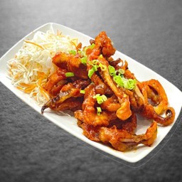 FRIED SQUID SPICY/ปลาหมึกทอดคาราเกะ ซอสเผ็ด