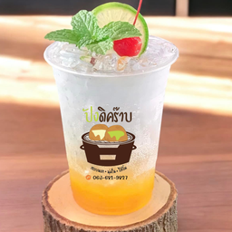 สัปปะรดโซดา