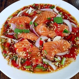 ยำแซลม่อน