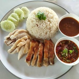 ข้าวมันไก่น้องณคุณ