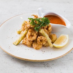 Crispy Fried Squid and Green Zucchini with a spicy Tomato Dipping Sauce