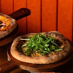 Creamy Mushroom Rocket Pizza