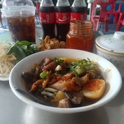 ก๋วยจั๊บเส้นเล็ก+โค๊ก+แค๊ปหมู