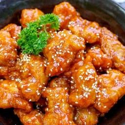 ไก่กรอบ200g.ราดซอสสไปซี่
