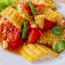 ตำข้าวโพดไข่เค็ม