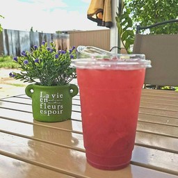 ชาสตอเบอรี่พรีเมี่ยม