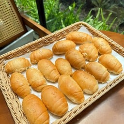 ขนมปังเกลือมินิ2อันราคาพิเศษ