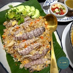ข้าวผัดจัมโบ้ กั้ง (ทานได้2-4ที่)