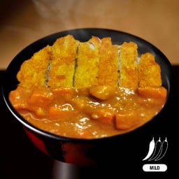 ข้าวหน้า แกงกะหรี่หมูทอด Japanese Curry with Pork Cutlet Rice Bowl