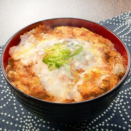 ข้าวหน้า หมูคัตสึด้ง Katsudon Pork Cutlet Rice Bowl