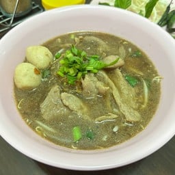 ล้านก๋วยเตี๋ยวเมืองปัว