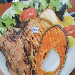 เซต 8 แซลมอน ทีโบน