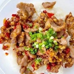 หมูชิ้น คั่วพริกเกลือ