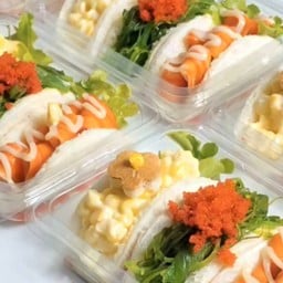 แซนวิชไส้แตกโคราช